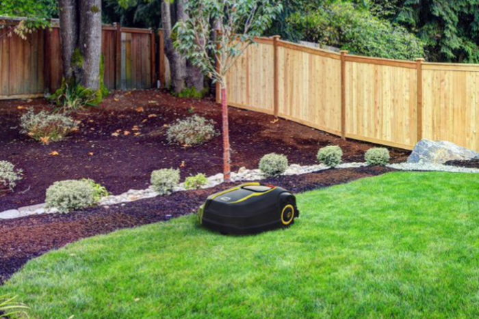 Automower-Robot-Tondeuse-automatique-Cub-Cadet-XR5-1000